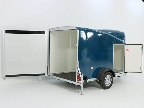 2601_02gl4BSQ3r1DEZK-600x450 Debon Kofferanhänger Cargo 1300 Vollpoly 150x290cm H:160cm|Tür|blau – Bild 1